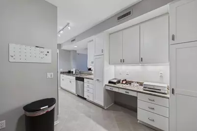 7400 Edinborough Way #5103, Edina, MN 55435 - Photo 8