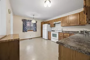 4050 Maureen Dr NE, Columbia Heights, MN 55421 - Photo 2