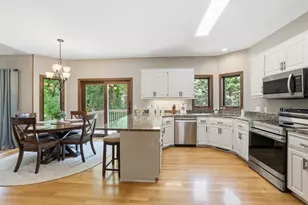 8761 Inverness Rd, Woodbury, MN 55125 - Photo 12