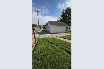 1501 7th Avenue NW, Austin, MN 55912 - Photo 2