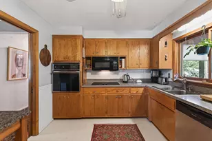 765 Rose Pl, Roseville, MN 55113 - Photo 12