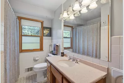 765 Rose Place, Roseville, MN 55113 - Photo 16