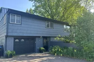 765 Rose Pl, Roseville, MN 55113 - Photo 24