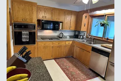 765 Rose Place, Roseville, MN 55113 - Photo 36