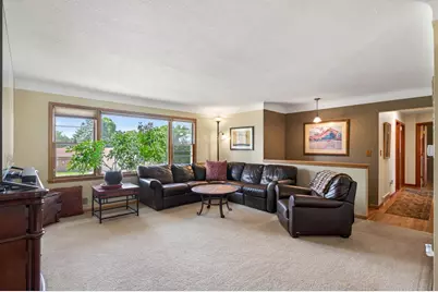 765 Rose Place, Roseville, MN 55113 - Photo 6