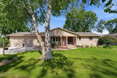 1709 6th Street SW, Willmar, MN 56201 - Photo 2