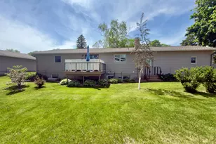 1709 6th St SW, Willmar, MN 56201 - Photo 8