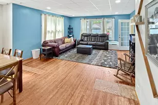 720 E 3rd St, Fairmont, MN 56031 - Photo 8