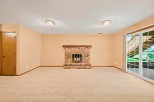 8009 W 104th St, Bloomington, MN 55438 - Photo 14