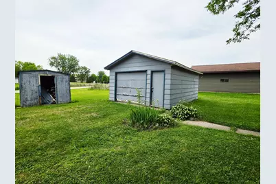 109 Willow Point Drive, Elysian, MN 56028 - Photo 8