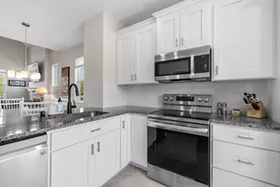 2673 New Century Pl E, Maplewood, MN 55119 - Photo 24