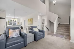 2673 New Century Pl E, Maplewood, MN 55119 - Photo 14