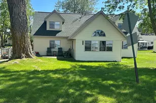 1220 E Lake St, Osakis, MN 56360 - Photo 1