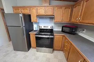 908 Trailview St, Bovey, MN 55709 - Photo 12