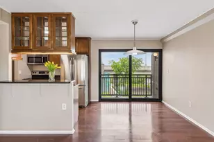 1920 S 1st St, Minneapolis, MN 55454 - Photo 2
