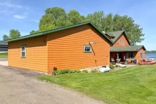 21447 Sunny Dr, Fergus Falls, MN 56537 - Photo 58
