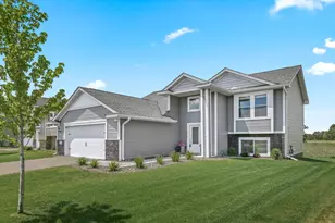 39610 Fallbrook Ave, North Branch, MN 55056 - Photo 12