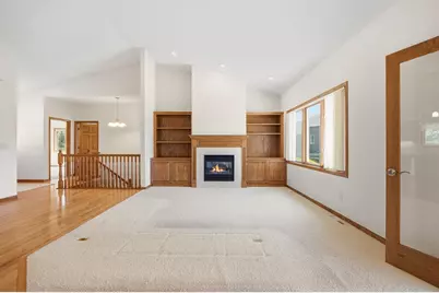 1404 Heritage Avenue NW, Hutchinson, MN 55350 - Photo 2