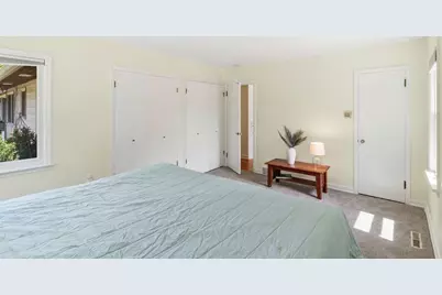 987 Chippewa Avenue, Mendota Heights, MN 55118 - Photo 4