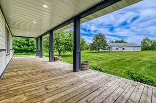 706 County Rd H, New Richmond, WI 54017 - Photo 2