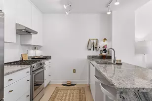 901 S 2nd St, Minneapolis, MN 55415 - Photo 14