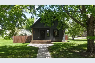 302 N Washington Avenue, Battle Lake, MN 56515 - Photo 6