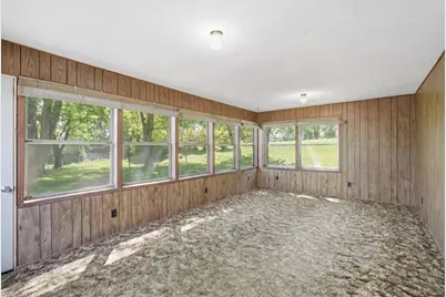 568 Shryer Avenue W, Roseville, MN 55113 - Photo 24
