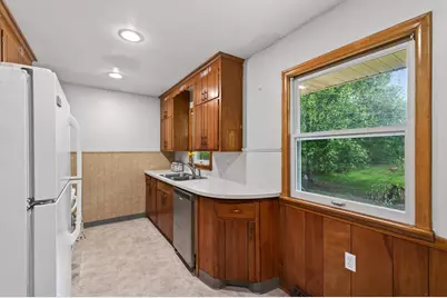 6102 Hampshire Avenue N, Crystal, MN 55428 - Photo 16