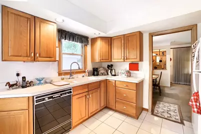 8725 5th Avenue S, Bloomington, MN 55420 - Photo 10
