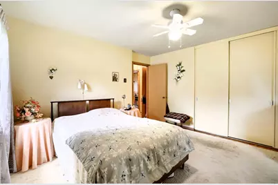 8725 5th Avenue S, Bloomington, MN 55420 - Photo 18