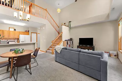 1610 Woodlynn Avenue #3, Maplewood, MN 55109 - Photo 2