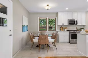 1303 Crystal Lake Rd E, Burnsville, MN 55306 - Photo 10