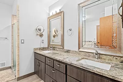 1570 Lakeview Curve, Eagan, MN 55122 - Photo 24