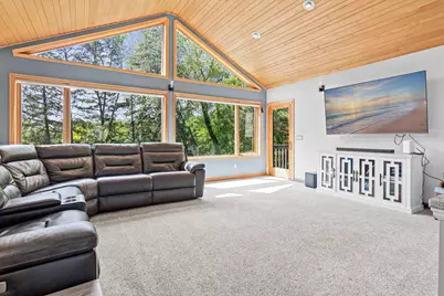 1570 Lakeview Curve, Eagan, MN 55122 - Photo 2