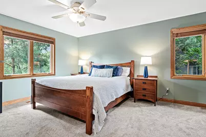 1570 Lakeview Curve, Eagan, MN 55122 - Photo 22