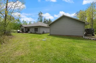 1105 W Taylor Ave, Cloquet, MN 55720 - Photo 26