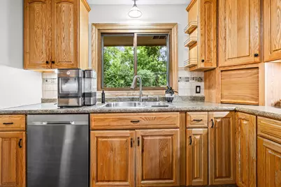 2194 Snowshoe Lane E, Saint Paul, MN 55119 - Photo 12