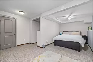 2194 Snowshoe Ln E, Saint Paul, MN 55119 - Photo 32