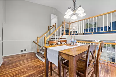 2194 Snowshoe Lane E, Saint Paul, MN 55119 - Photo 6