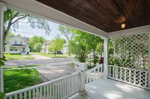 1007 11th St N, Fargo, ND 58102 - Photo 2