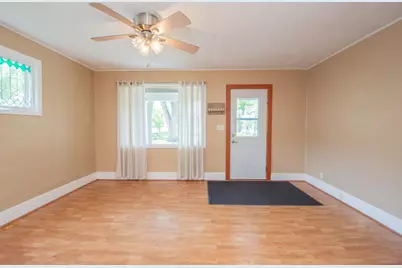 1007 11th Street N, Fargo, ND 58102 - Photo 4