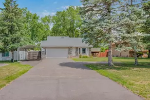 1065 89th Ave NE, Blaine, MN 55434 - Photo 2