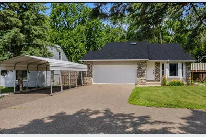 1065 89th Avenue NE, Blaine, MN 55434 - Photo 2