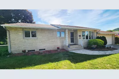 308 Emherst Street, Winona, MN 55987 - Photo 30
