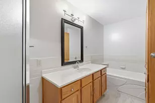 2206 Foxglove Way, Hudson, WI 54016 - Photo 20
