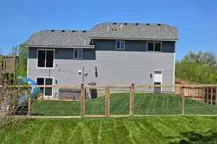 1240 W 6th St, Rush City, MN 55069 - Photo 6