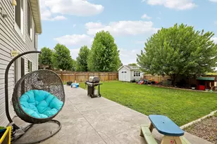 1969 Schoolmaster Dr, Chaska, MN 55318 - Photo 32