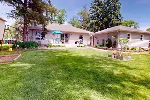 110 Hawthorne Street W, Albert Lea, MN 56007 - Photo 30