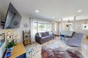 110 Hawthorne Street W, Albert Lea, MN 56007 - Photo 8