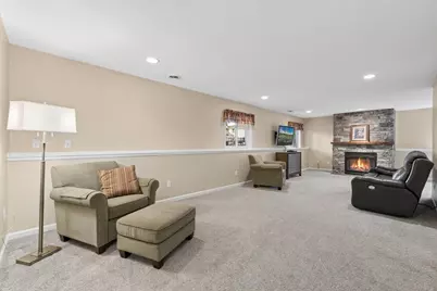 9039 Vickors Crossing, Brooklyn Park, MN 55443 - Photo 22